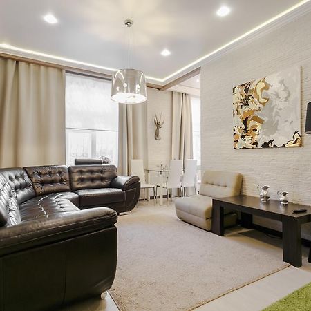 Swedish Apartment At Romanovskaia 22 Minsk Luaran gambar
