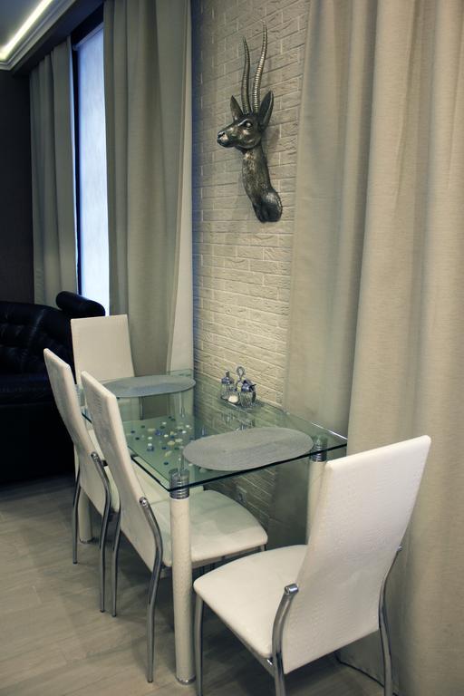 Swedish Apartment At Romanovskaia 22 Minsk Luaran gambar